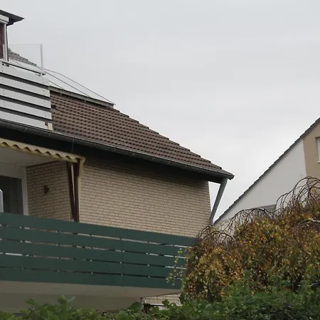 Ferienwohnung Fuer Grosse Familien Im Haus Akunak Busum Exterior photo